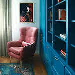 Premium Central Apartment