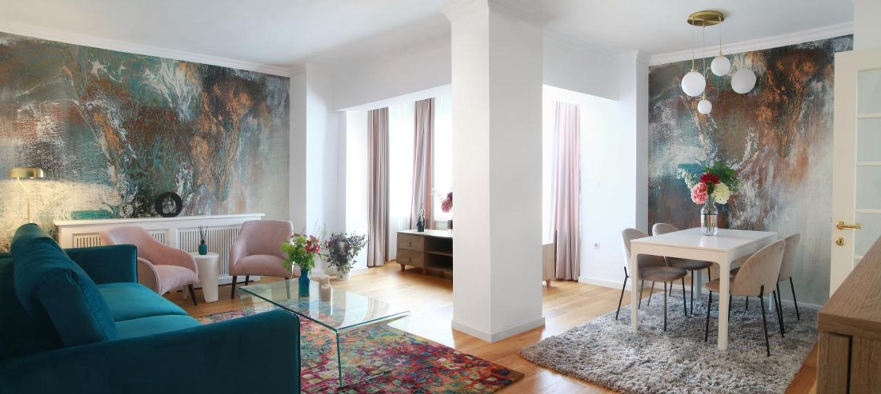 Premium Apartment